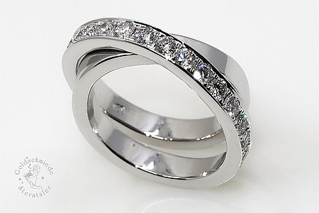 Ring aus 750er Weißgold mit Brillanten