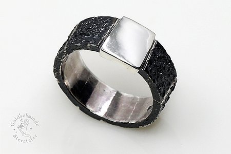 Ring in 925 Silber (teilrhodiniert)